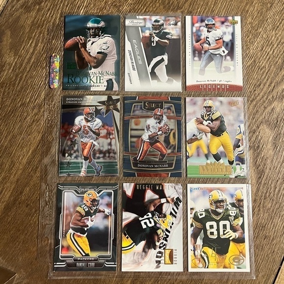๐
บ๐ NFL Football Trading Sports, Cards Lot of 9 - Picture 2 of 5